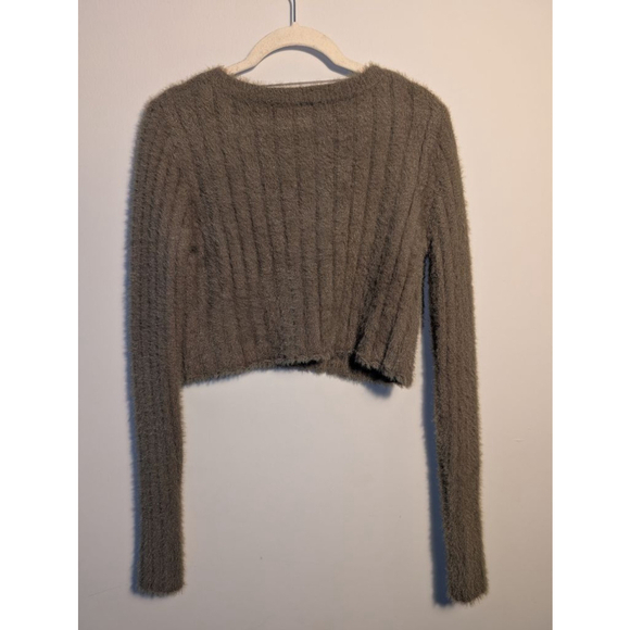 Urban Outfitters Green Fuzzy V Neck Cropped Sweater Small - Picture 5 of 5